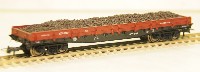 Конка: 4-осная платформа 13-401 СЖД со щебнем (коричневая № 477-3747)